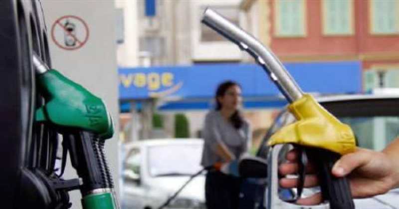 Centre Cuts Fuel Prices By Rs. 2.50, Ask States Government for Similar Cut Latest Price of fuel, Fuel prices in states